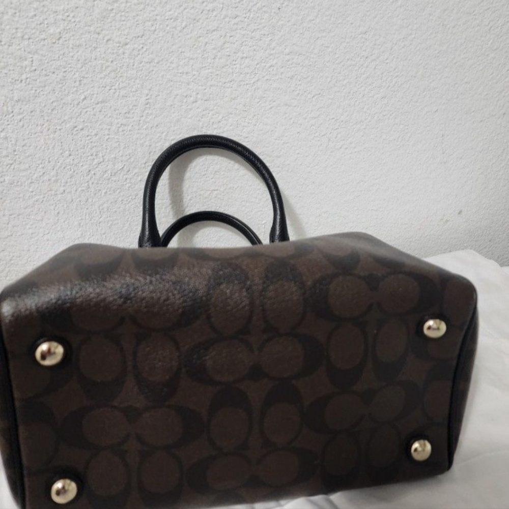Coach Brown Signature Satchel with Black Trim and Gold Hardware - Picture 4 of 7
